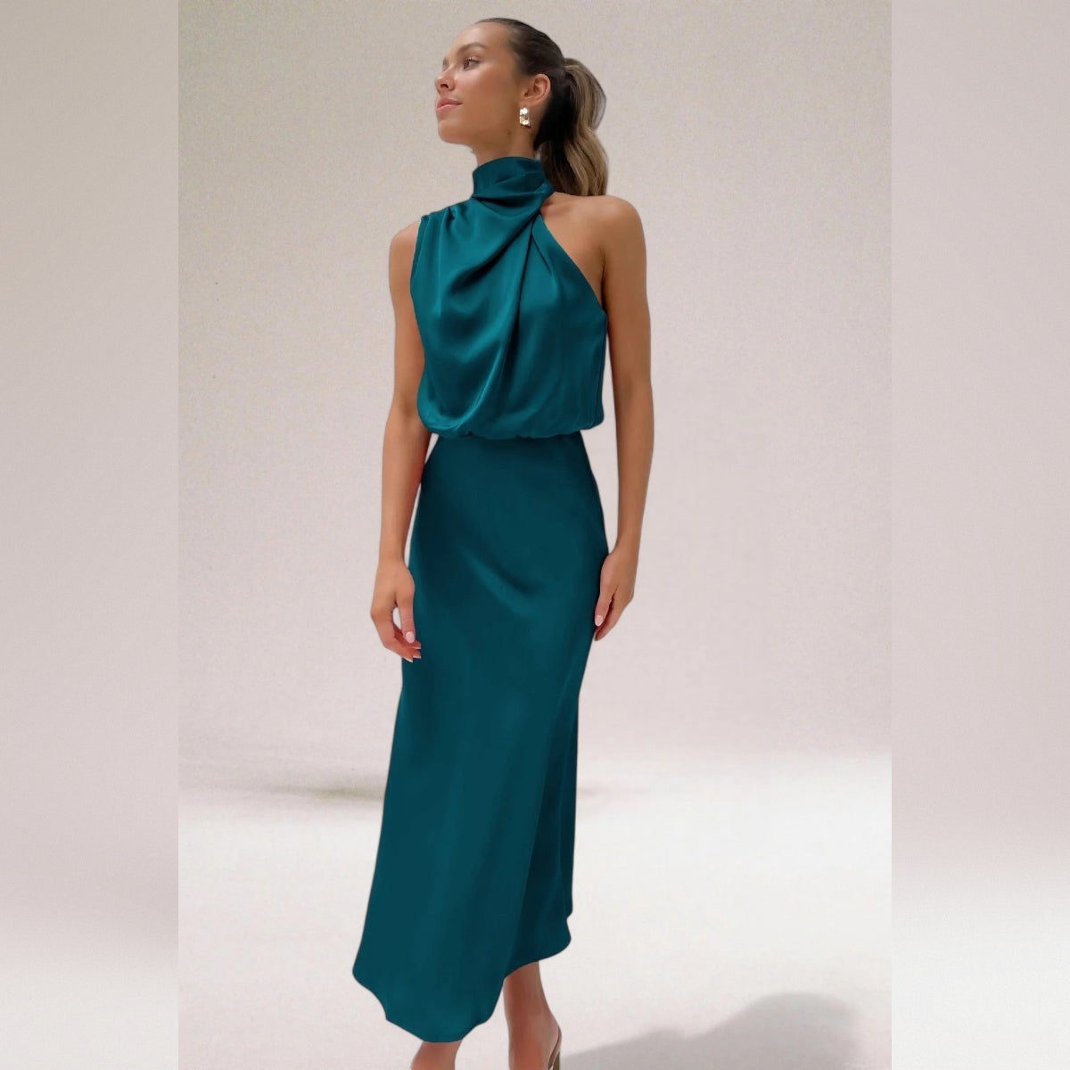 Kalena - Vestido con cuello herlter